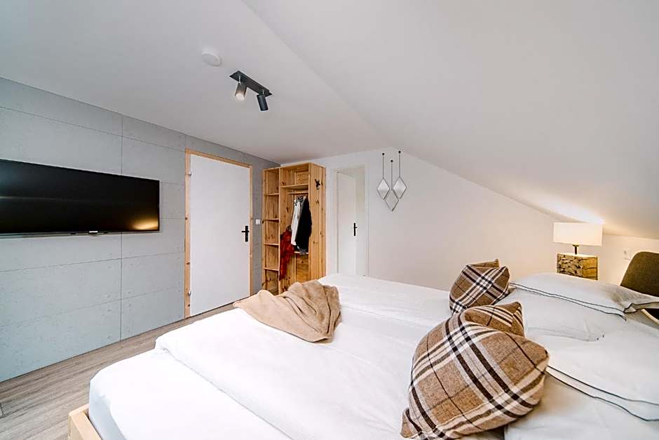 Black Forest Dream Apartments