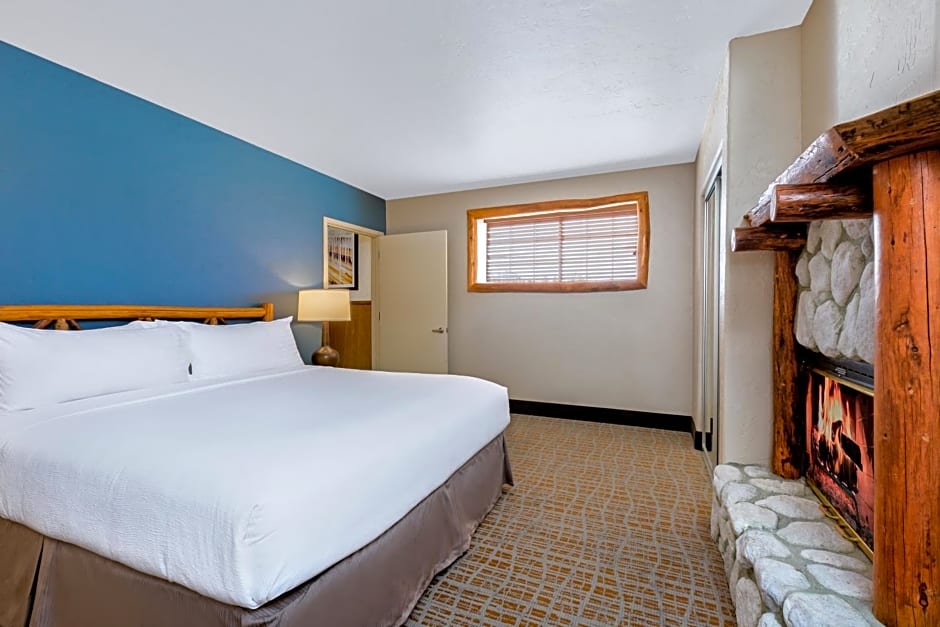 Holiday Inn Resort The Lodge at Big Bear Lake