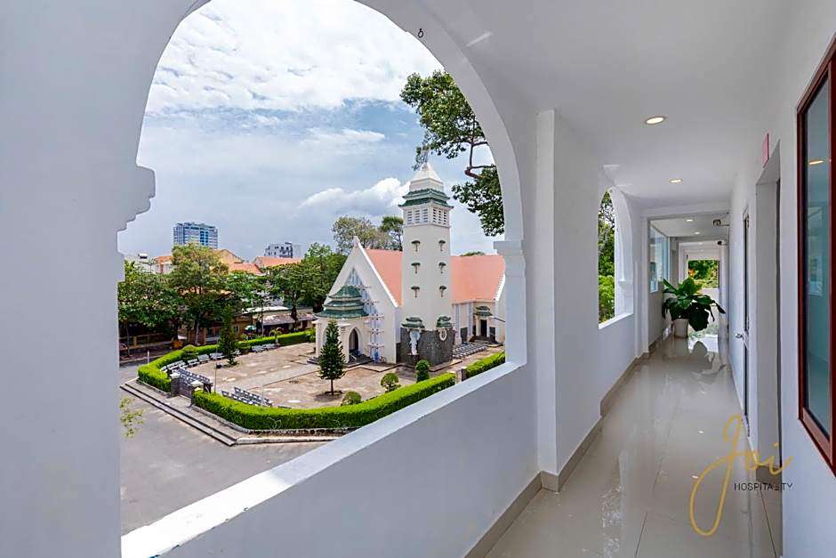 Joi Boutique Bãi Trước