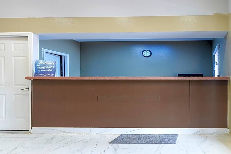 Budget Inn by Oyo San Augustine