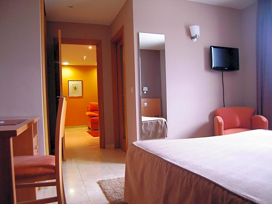 Photo 1 of 15 of 1 Double Bed or 2 Beds