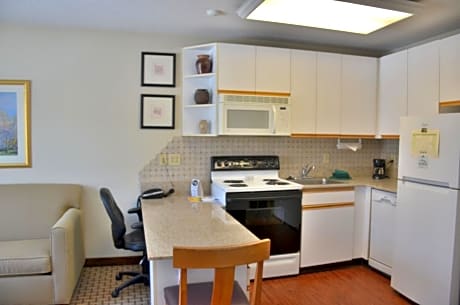 Two-Bedroom Suite - Disability Access