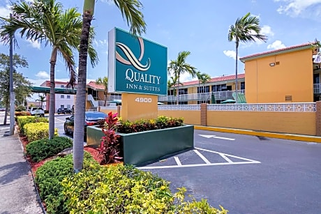 Quality Inn & Suites Airport - Cruise Port Hollywood