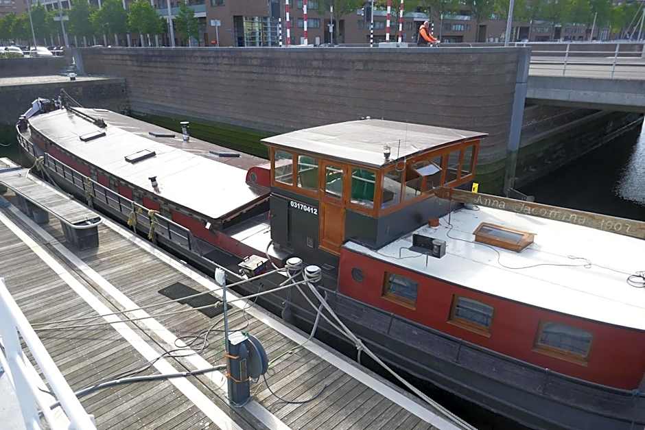 Boathotel Rotterdam Anna