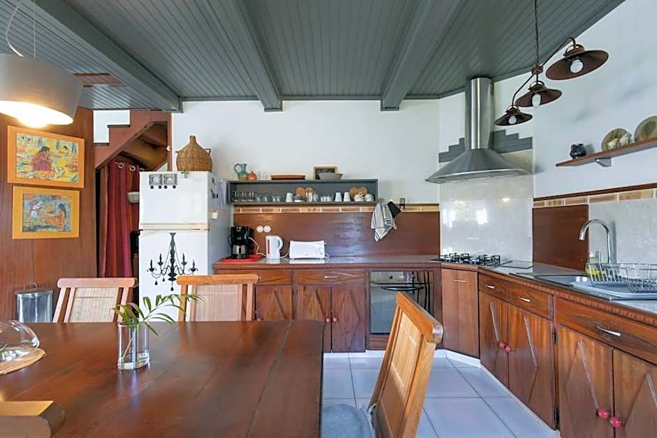 JARDIN SECRET, Bas de villa TOUT CONFORT