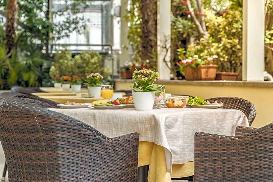 Sky Pool Hotel Sole Garda