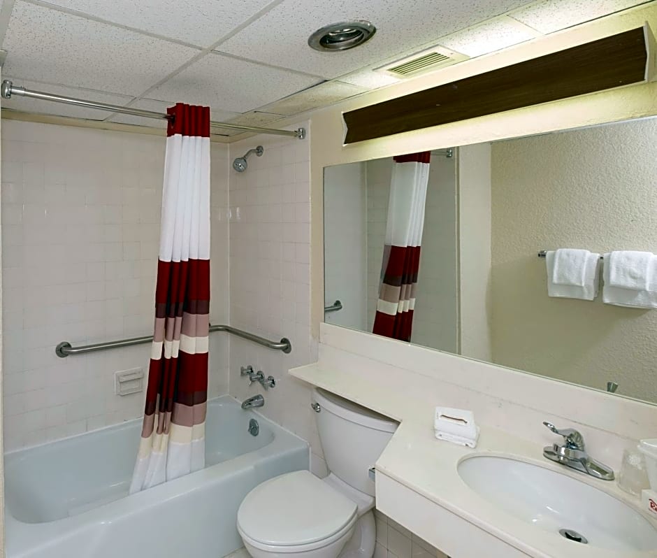 Red Roof Inn Williamsport, PA
