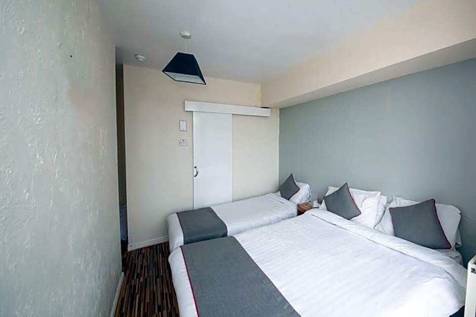 MyRoomz Hollingdales Hotel