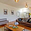 Deloraine Hotel