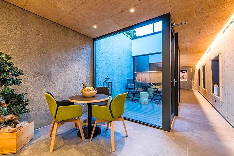 Luxury Lodge - Lener Express