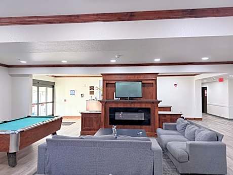 Black Gold Suites Stanley
