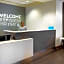 Hampton Inn By Hilton & Suites Kansas City-Country Club Plaza
