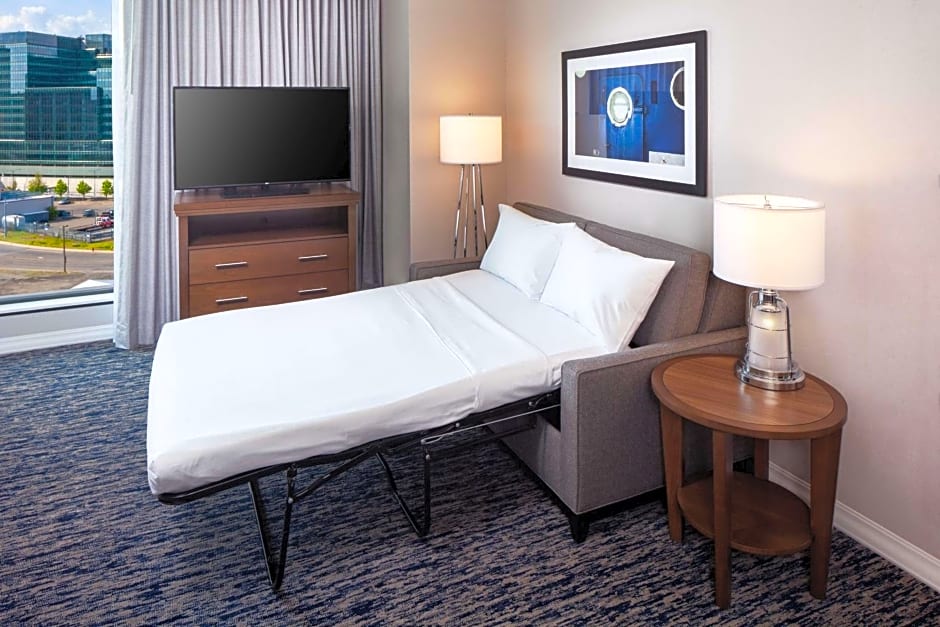 Homewood Suites by Hilton Boston Seaport