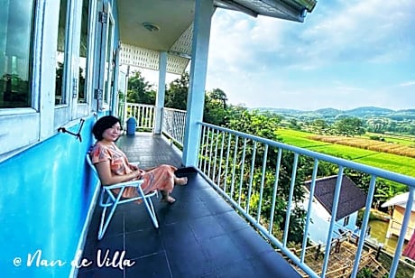 Nan De Villa