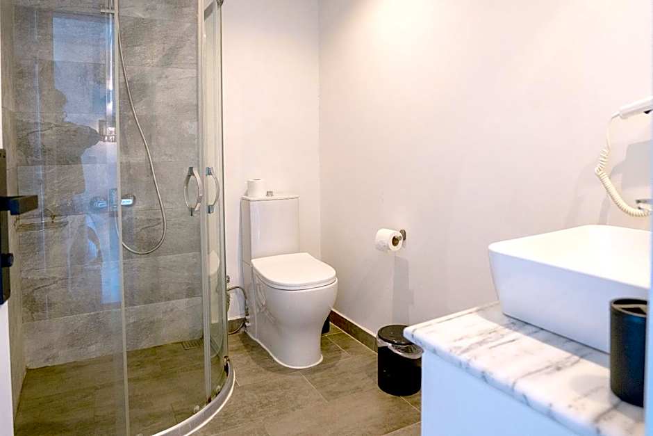 Çamlık 87 Hotel Ayvalık