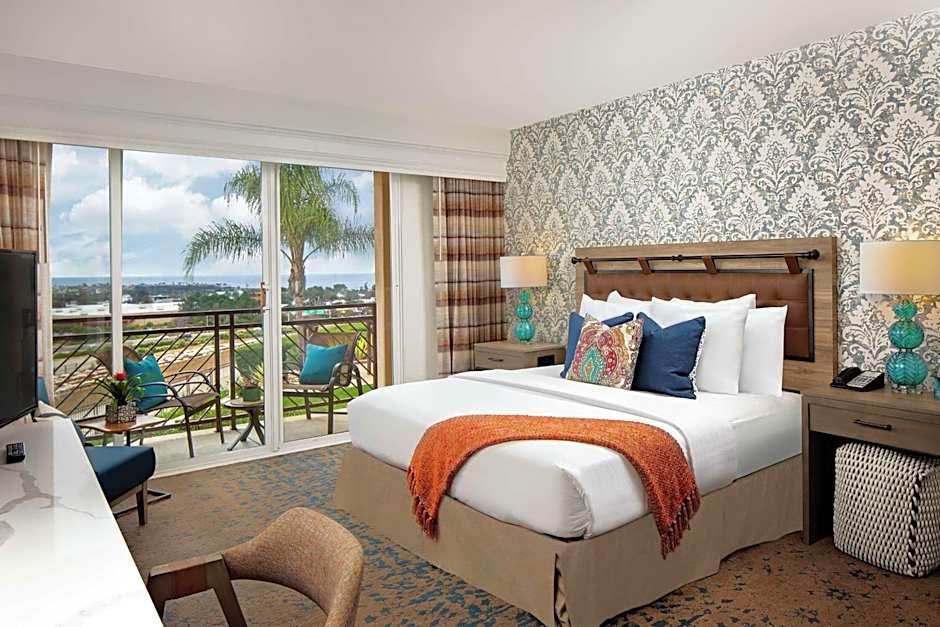 The Cassara Carlsbad, Tapestry Collection by Hilton