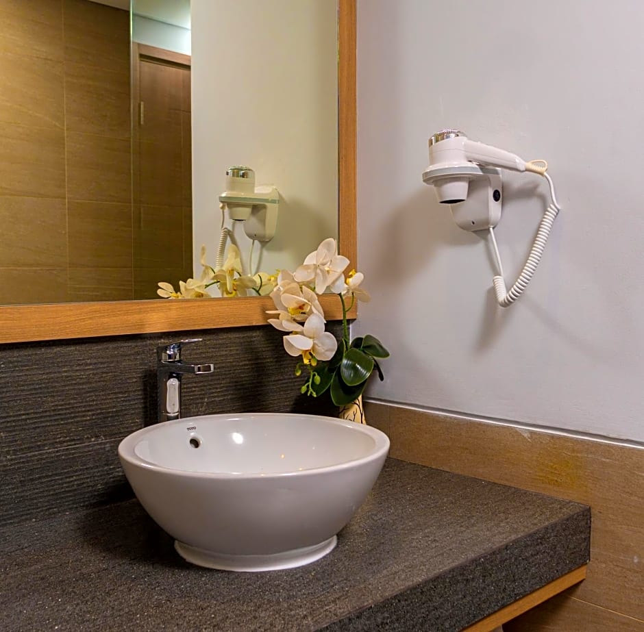 Royal Regantris Trawangan