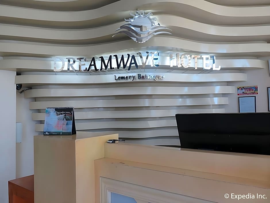 Dreamwave Hotel Lemery