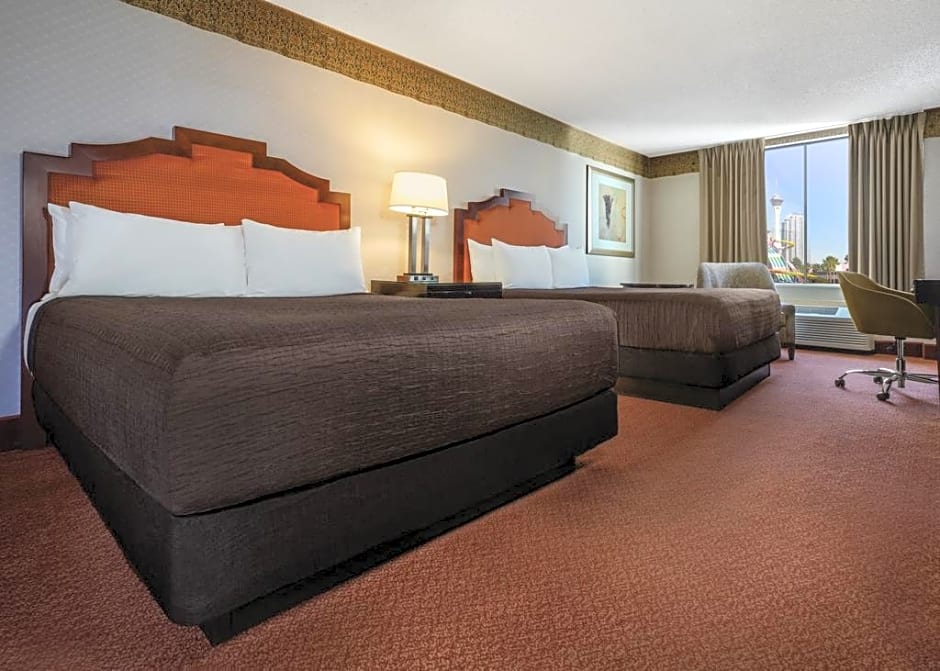 Photo 1 of 1 of 2 King Beds