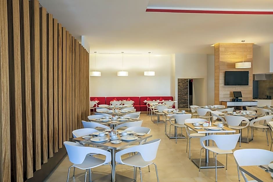 Fiesta Inn Celaya Galerias