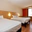 ibis Rochefort