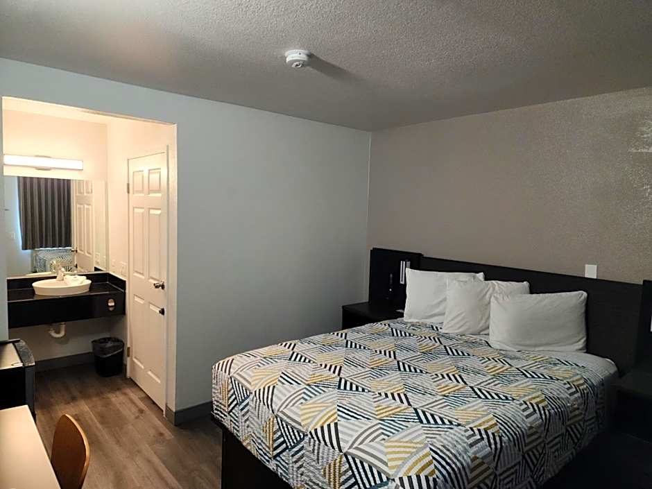 Motel 6-Sacramento, CA - South