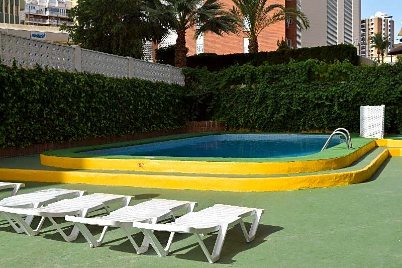 Trebol One Apartments By Mc