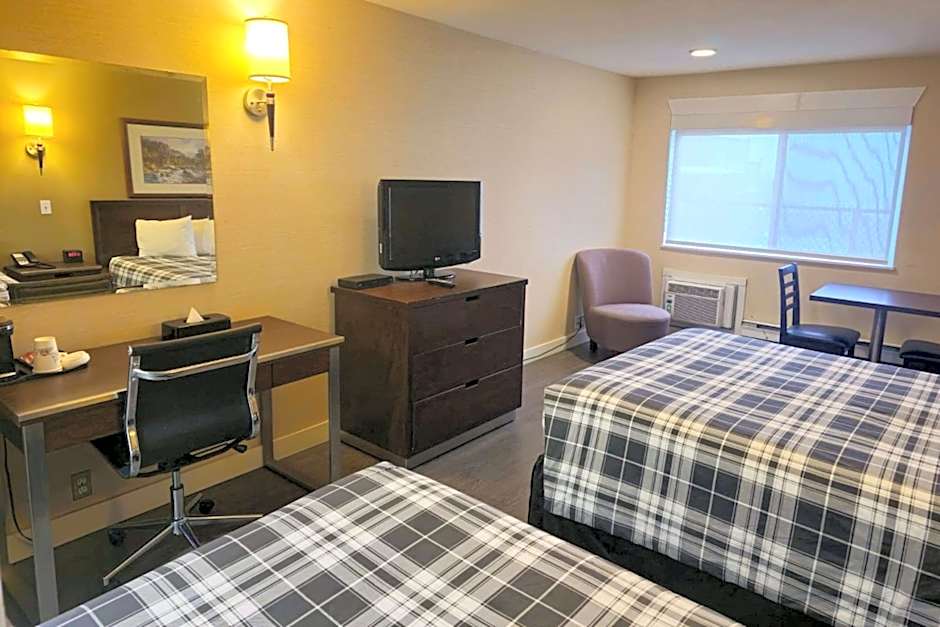 Rodeway Inn & Suites