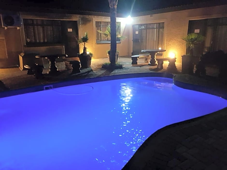 Nkwasi Lodge