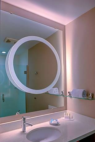 King Studio with Sofa Bed