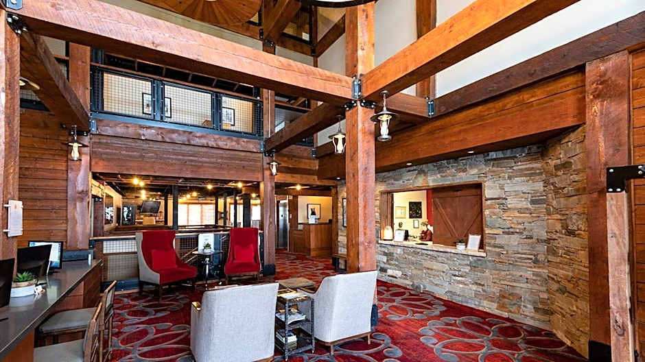 Silver Baron Lodge
