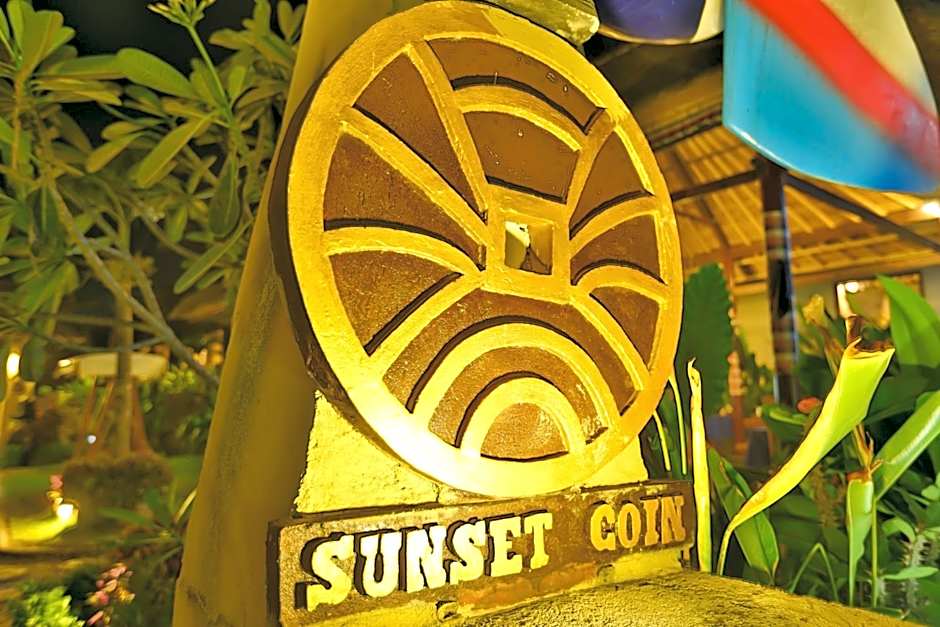 Sunset Coin Lembongan