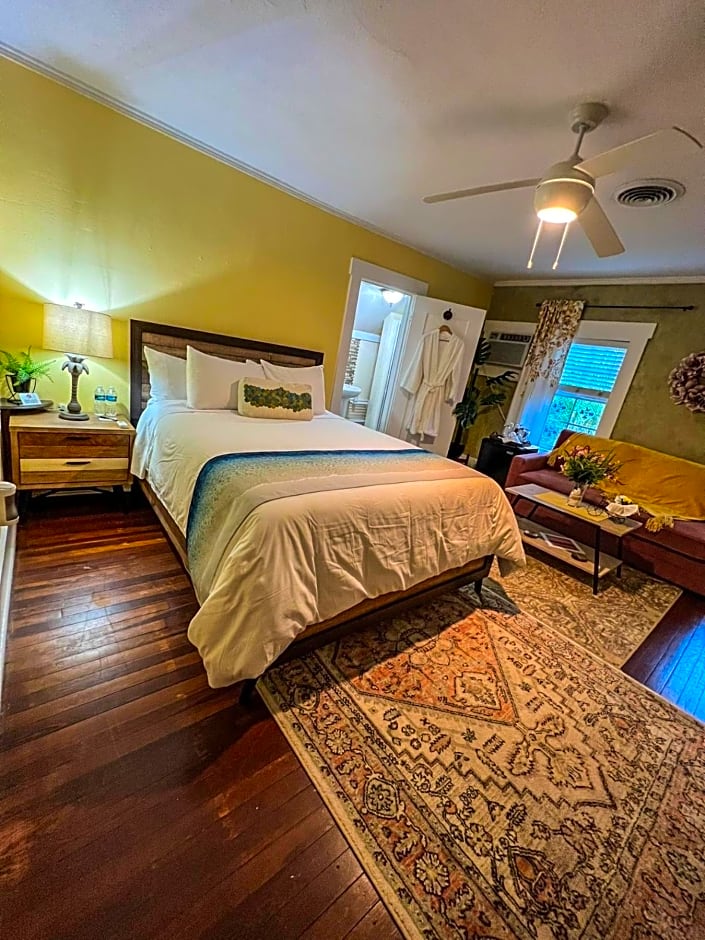 Vinoy House