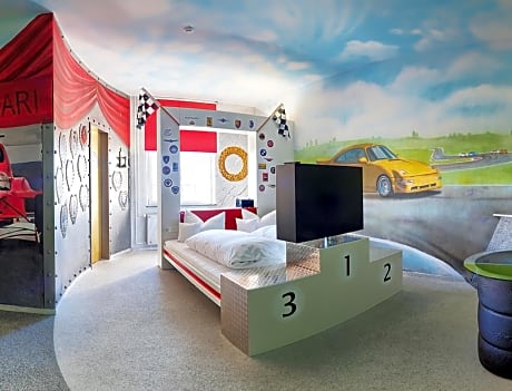 Themed Double Room Fahrkultur (Driving Culture)