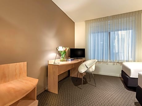 Standard Room 1 Double And 1 Single Bed