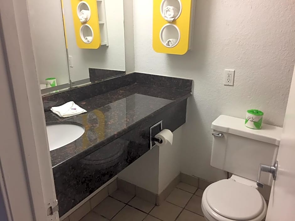 Motel 6-Waco, TX