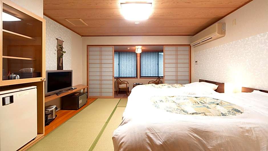Yunomiko Onsen