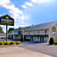 Douglas Inn & Suites Cleveland