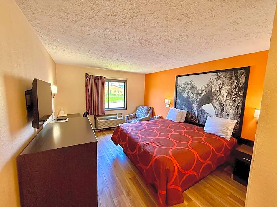 Super 8 by Wyndham Hillsville