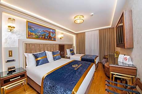Deluxe Triple Room