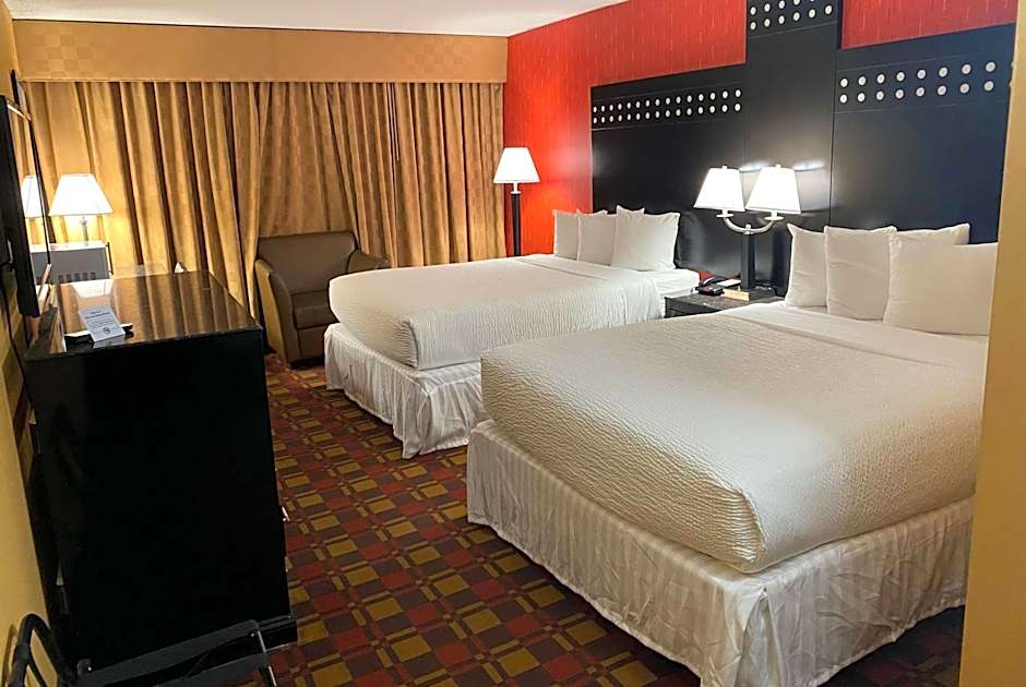 Ramada by Wyndham Rochelle Park Near Paramus