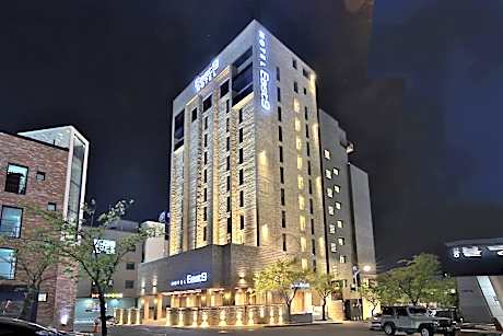 Hotel East9