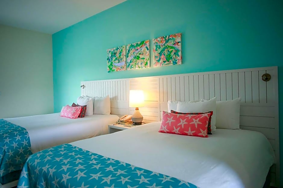 Pelican Bay Hotel