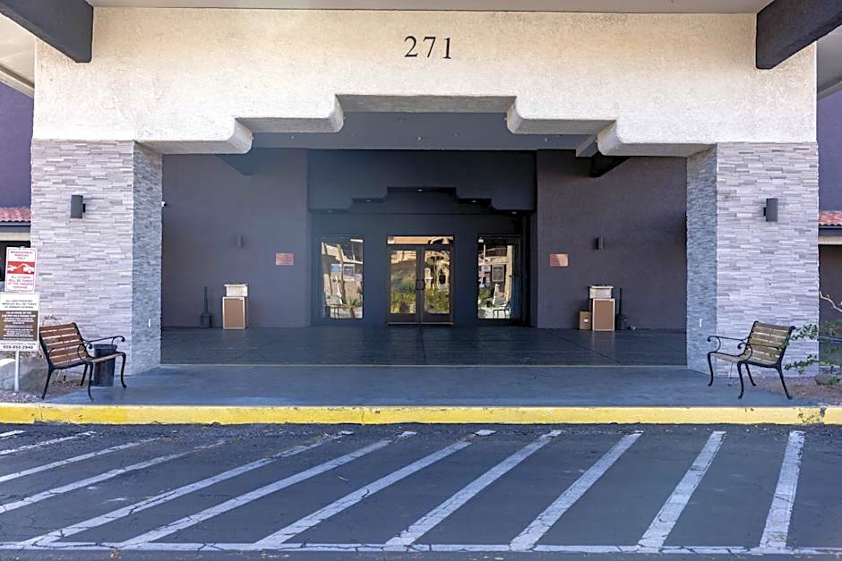 Quality Inn & Suites Lake Havasu City