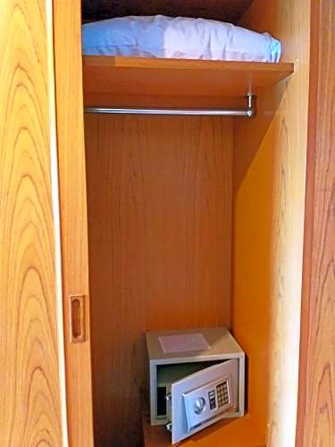 Sing Golden Place Hotel