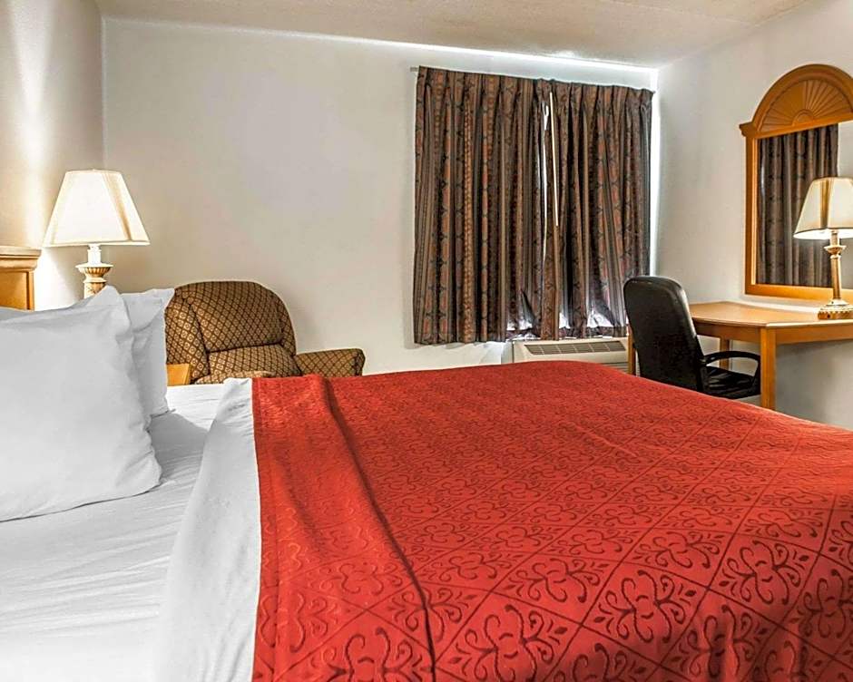 Quality Inn Rochester South