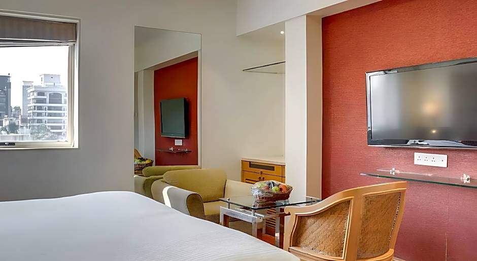 Ramee Guestline Khar Hotel