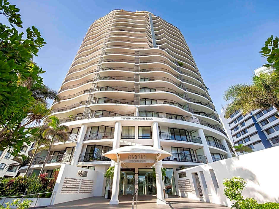 Mantra Coolangatta Beach
