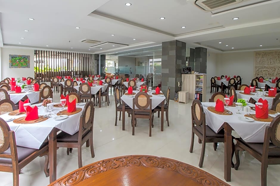 Grand Puri Saron Yogyakarta