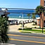 Beach Place Seconds to Beach 23